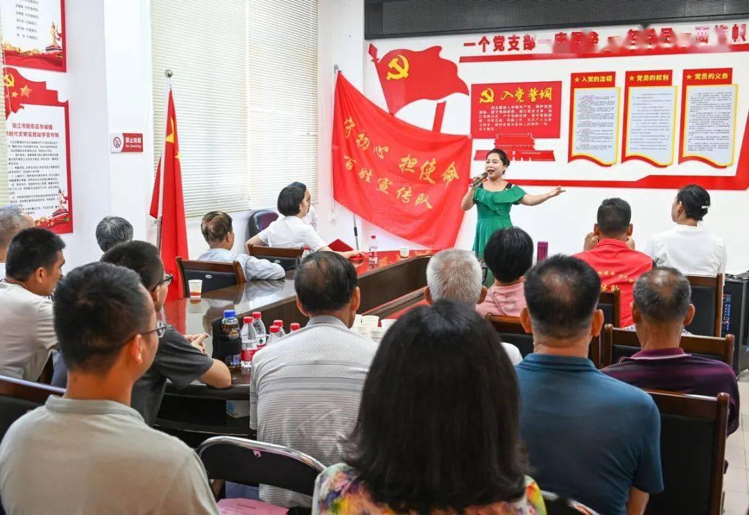 逃出比利树屋