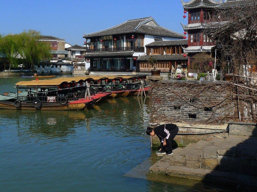 高层中间户带连廊能不能买？有无什么建议？游戏画面